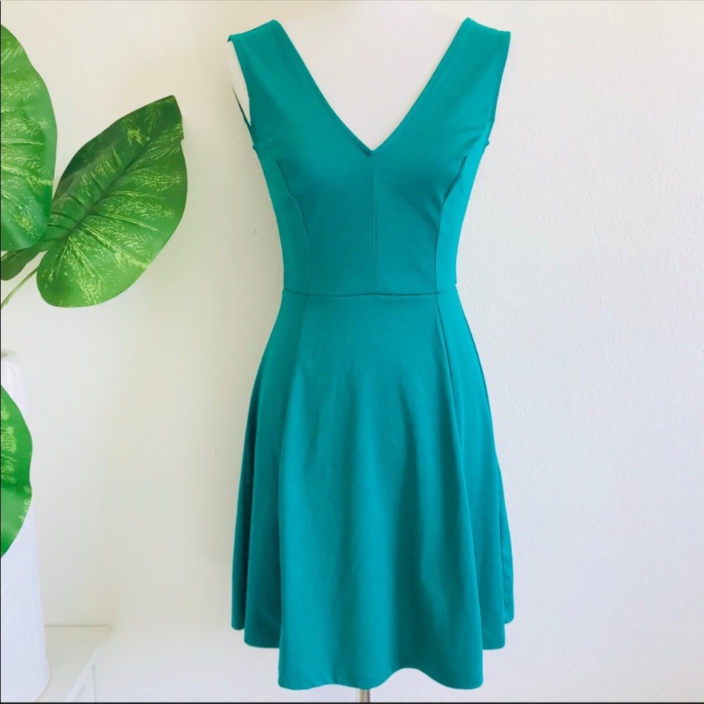 Green Sleeveless H&M Dress